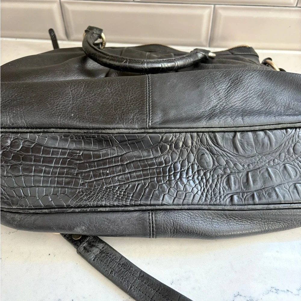 Brahmin Black Leather Pebble Croc Embossed Shoulder Tote Bag Gold Double Handles